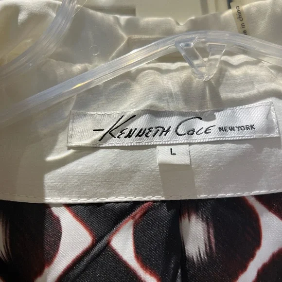 Kenneth Cole - Picture 2 of 2